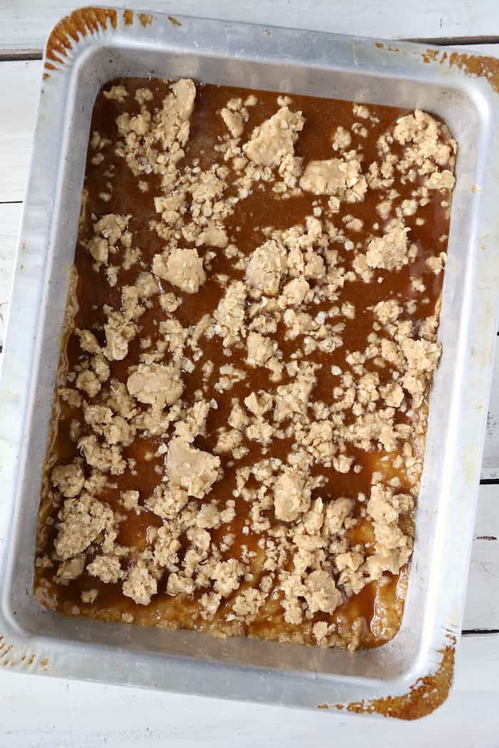 Caramel Crush Bars - This exquisite dessert will melt in your mouth and leave you begging for more! I bet you can't eat just one!