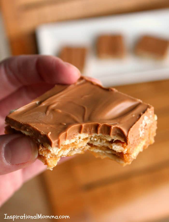 These Homemade Kit Kat Bars are filled with ooey-gooey caramel, surrounded with crunchy, flaky crackers, and covered with a perfect chocolate blend!