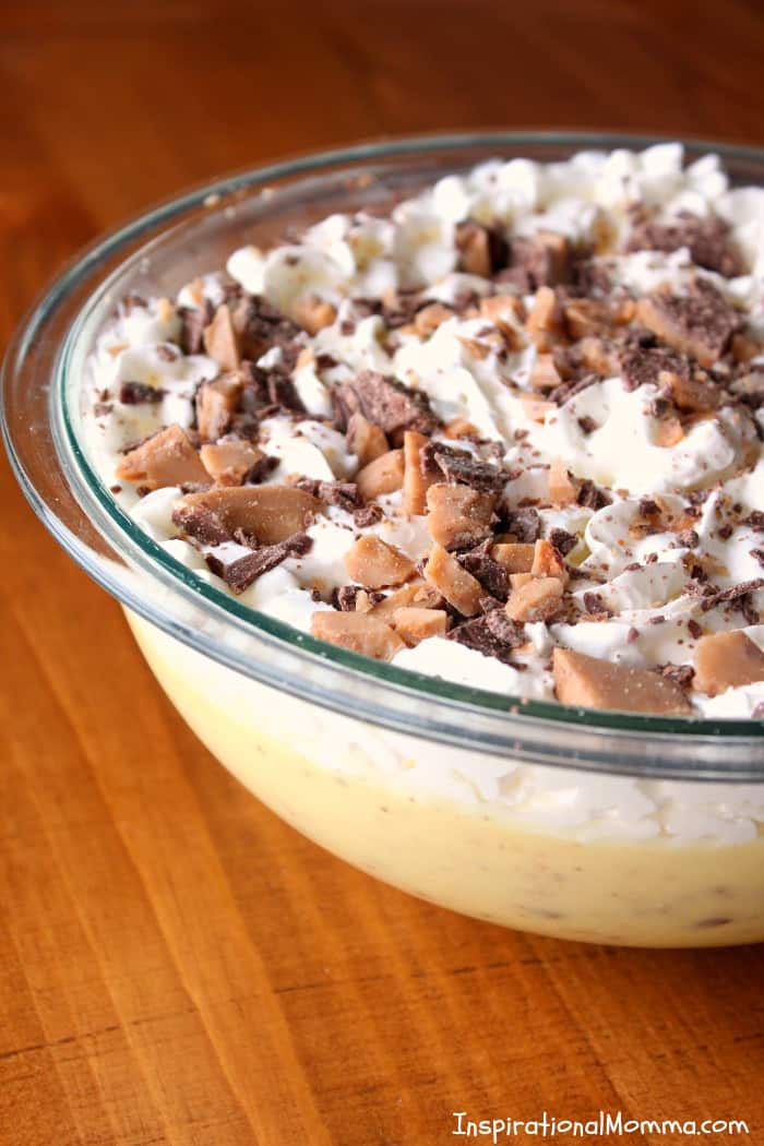 With 4 ingredients, this Heath & Vanilla Pudding Dessert is simple and refreshing. Cool and sweet to the taste, the Heath crunch brings it all together.