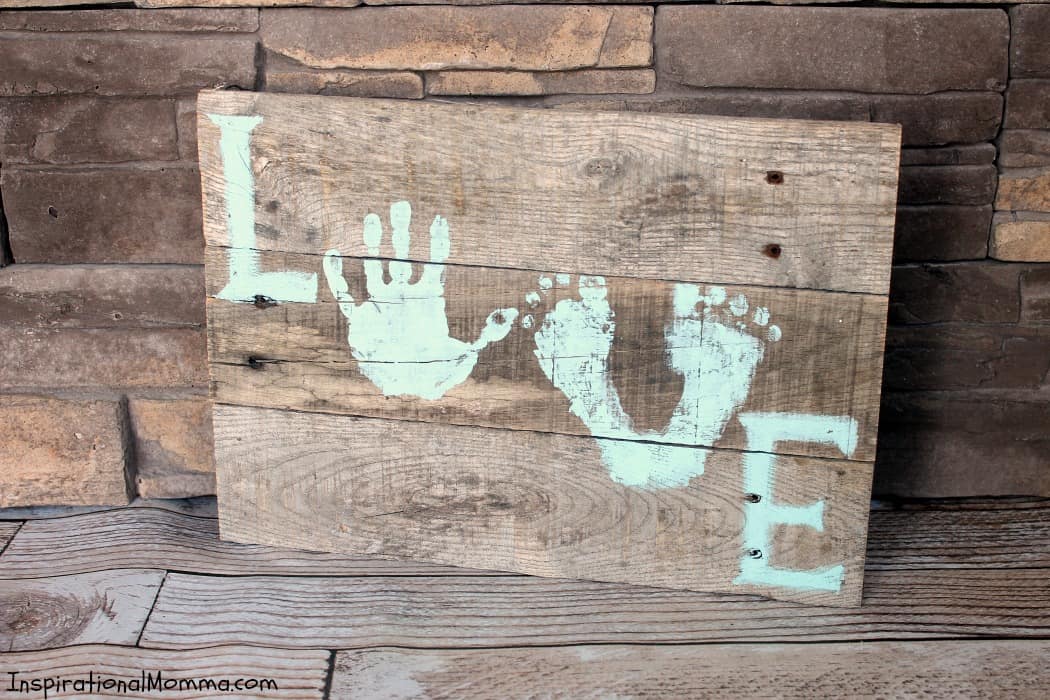 Show someone just how appreciated they are with this DIY Love Hand & Foot Print Sign. Made from an old pallet, this project is easy and inexpensive!