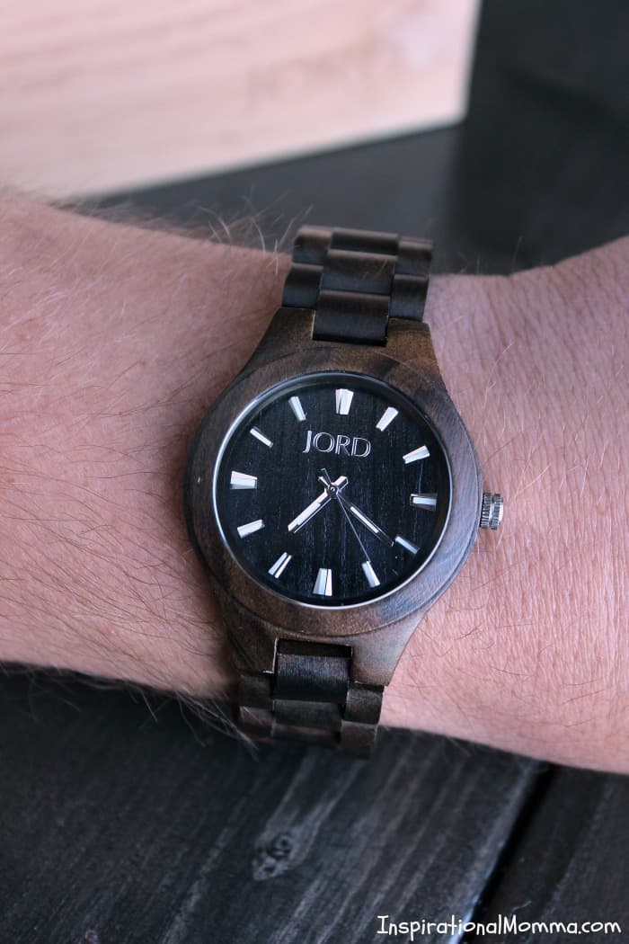 JORD Wood Watches, for both men and women, are fashionable and stylish. With a large selection, everyone is able to find the perfect one for them!