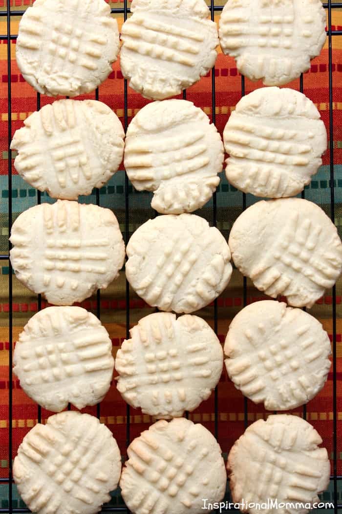 Soft & Simple Sugar Cookies will quickly be added to your "favorites" list! They are easy to make and sure to satisfy everyone!