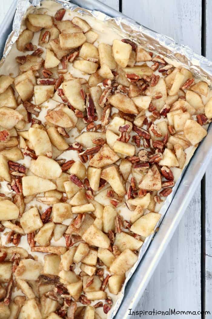 Homemade Apple Pecan Cheesecake is a decadent dessert that wll satisfy everyone's sweet tooth. Homemade, simple, and absolutely amazing! #inspirationalmomma #homemadeapplepecancheesecake #apple #pecan #cheesecake #homemade #baking #baking #dessert #desserts #autumn #fall