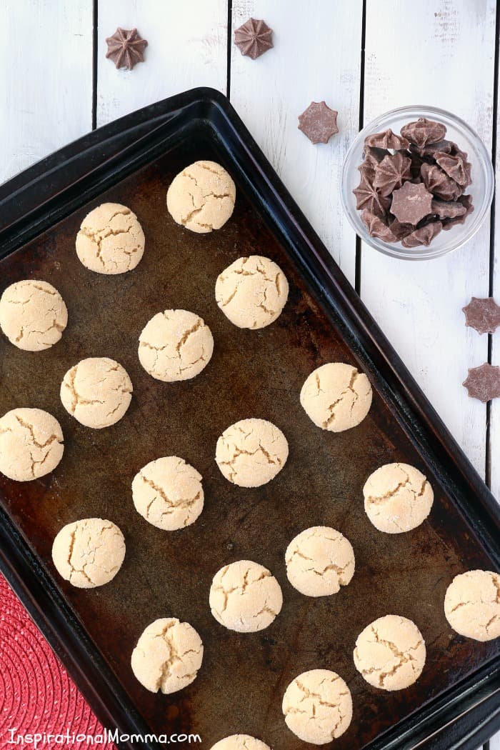 Traditional Peanut Butter Blossoms are soft, chewy, and tasty. They are quick and easy cookies that turn out perfect every time! A classic sweet treat! #InspirationalMomma #PeanutButterBlossoms #PeanutButter #Cookies #Desserts #Christmas #ChristmasCookies