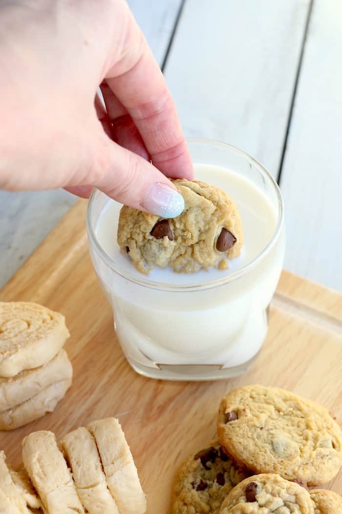 Air Fryer Fried Chewy Chocolate Chip Cookies are a sweet, delicous reason to love your air fryer. Crispy on the outside, warm and chewy on the inside. #inspirationalmomma #airfryer #chewychocolatechipcookies #chocolatechips #cookies #fried #dessert #desserts #recipe